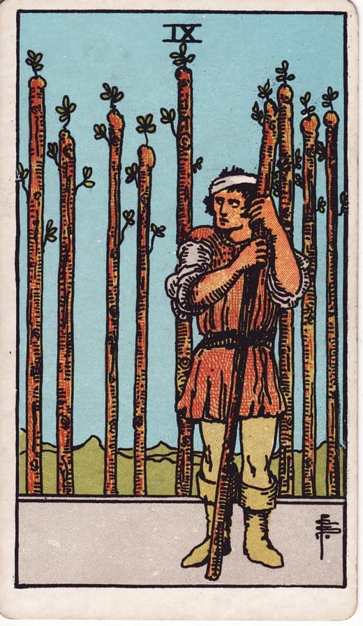 완드 9 (Nine of Wands)
